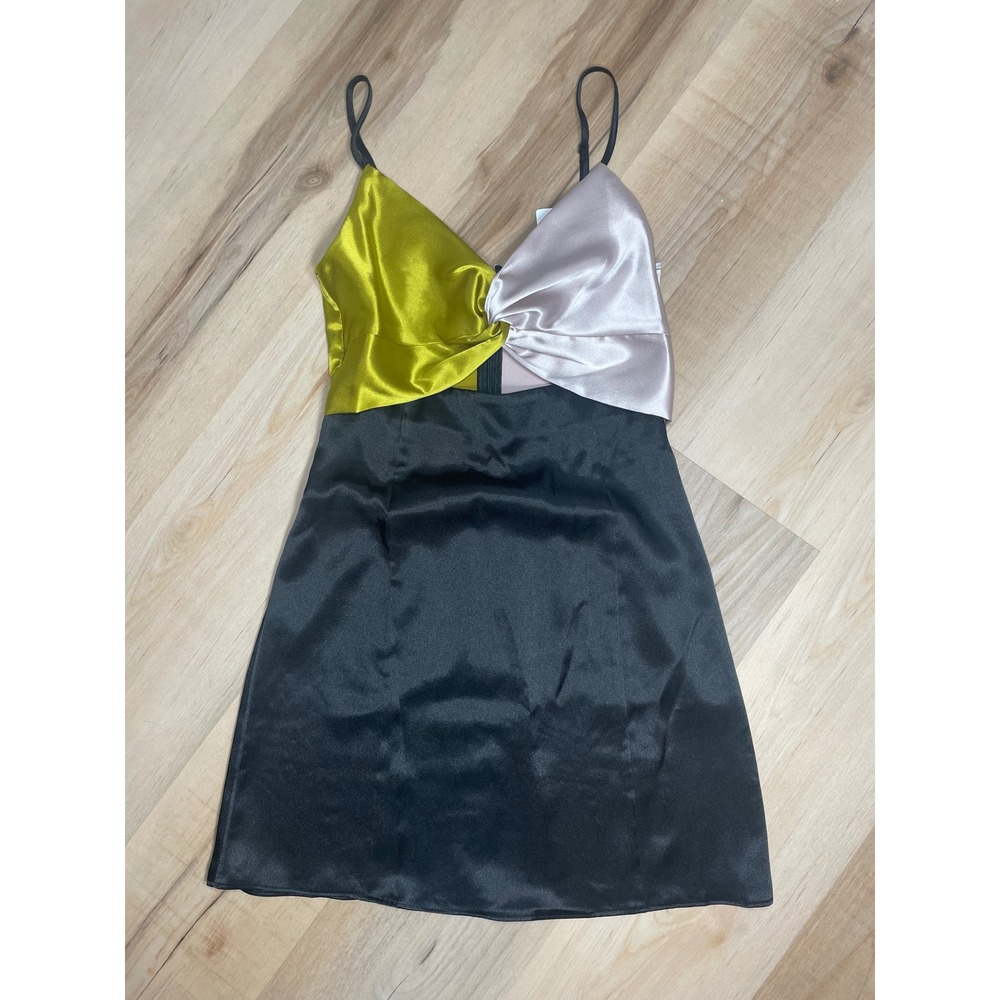 Topshop Satin Colorblock Twist Front Mini Dress Chartreuse beige Black US 2‎ - Picture 3 of 10